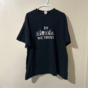 Gildan‎ Men’s T Shirt Black In Science We Trust Short Sleeve Casual Cotton 2XL